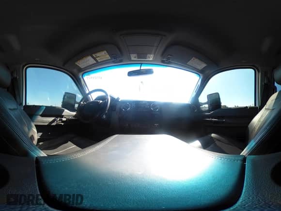 2015 Ford F-250 Lariat с VIN 1FT7W2BT8FEC37122, выставлен на аукционе IAAI как лот 43321522 с пробегом 215 687 миль миль и . История ставок и продаж доступна на DreamBid. Изображение 18.