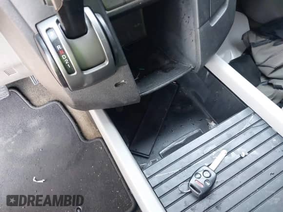 2013 Honda Pilot EX with VIN 5FNYF3H4XDB030298, listed as a IAAI auction lot 42710875 with 108,277 mi miles and . Bid and sale history available at DreamBid. Image 11.
