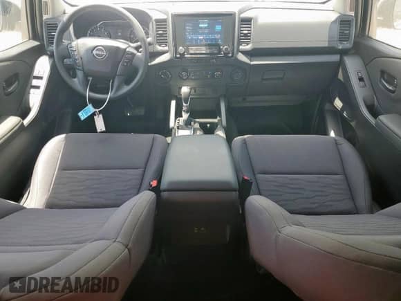 2024 Nissan Frontier Pro-4X с VIN 1N6ED1EK1RN671183, выставлен на аукционе Copart как лот 63901105 с пробегом 5 536 миль миль и Списание • Salvage title. История ставок и продаж доступна на DreamBid. Изображение 8.