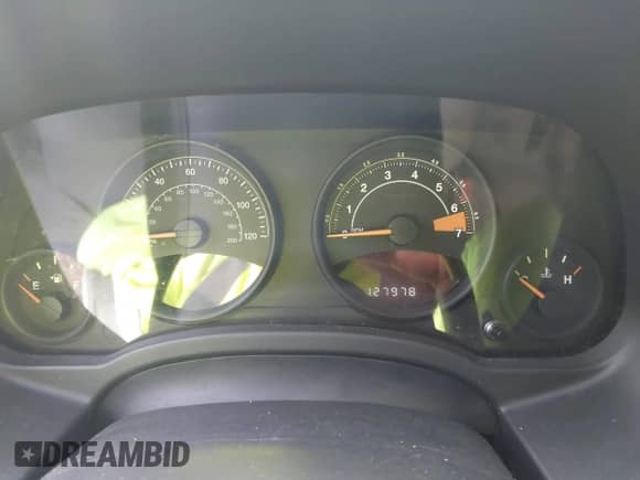 2014 Jeep Compass Sport with VIN 1C4NJCBA0ED887710, listed as a IAAI auction lot 43410841 with 127,978 mi miles and . Bid and sale history available at DreamBid. Image 7.