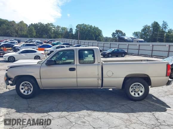 2006 Chevrolet Silverado 1500 Work Truck с VIN 1GCEC19VX6Z204777, выставлен на аукционе IAAI как лот 43341124 с пробегом 165 441 миль миль и . История ставок и продаж доступна на DreamBid. Изображение 14.