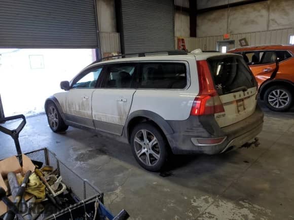 2012 Volvo XC70 T6 с VIN YV4902BZ0C1127776, выставлен на аукционе Copart как лот 44056845 с пробегом 160 264 миль миль и Списание • Salvage title. История ставок и продаж доступна на DreamBid. Изображение 2.