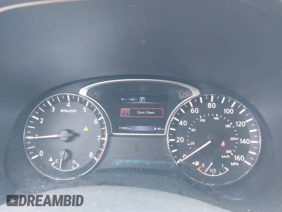 2016 Nissan Pathfinder Platinum with VIN 5N1AR2MM1GC655985, listed as a IAAI auction lot 42721640 with 175,902 mi miles and . Bid and sale history available at DreamBid. Image 7.