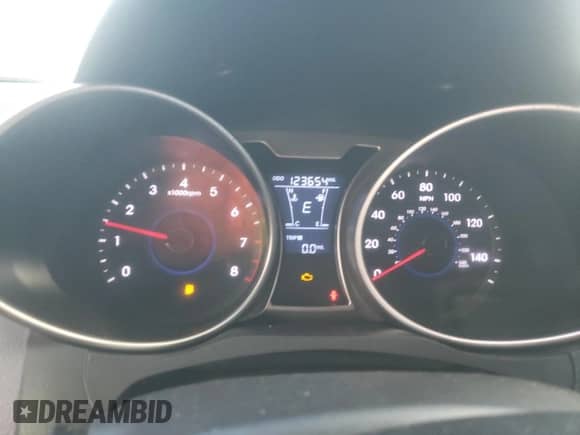 2013 Hyundai Veloster w/Gray Int z VIN KMHTC6ADXDU146344, wystawiony jako Copart lot #86164305 z przebiegiem 123 654 mil mil oraz Czysty tytuł • Clean title. Historia ofert i sprzedaży dostępna na DreamBid. Obrazek 9.