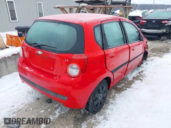 2010 Chevrolet Aveo 1LT with VIN KL1TD6DE2AB085804, listed as a IAAI auction lot 41274048 with 114,118 mi miles and . Bid and sale history available at DreamBid. Image 4.
