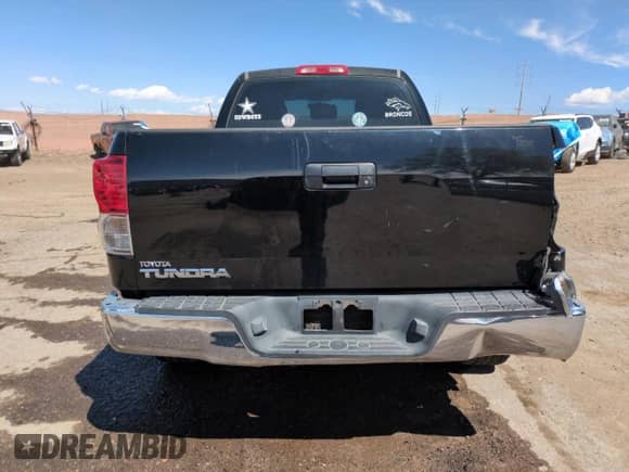 2012 Toyota Tundra z VIN 5TFRU5F10CX028076, wystawiony jako Copart lot #50353735 z przebiegiem 171 321 mil mil oraz Szkoda całkowita • Salvage title. Historia ofert i sprzedaży dostępna na DreamBid. Obrazek 6.
