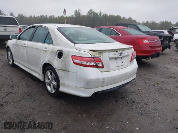 2010 Toyota Camry with VIN 4T1BF3EK5AU524723, listed as a IAAI auction lot 43428362 with 240,804 mi miles and . Bid and sale history available at DreamBid. Image 3.