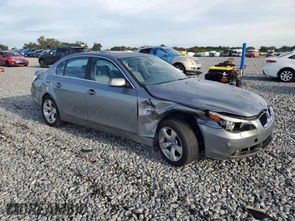 2006 BMW 5 Series 525i с VIN WBANE53526CK81735, выставлен на аукционе Copart как лот 80213685 с пробегом Не указан миль и Списание • Salvage title. История ставок и продаж доступна на DreamBid. Изображение 4.