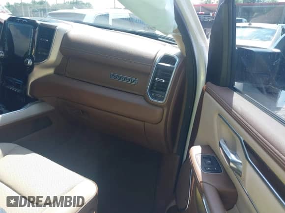 2021 Ram 1500 Laramie with VIN 1C6RREJT6MN628714, listed as a IAAI auction lot 42075167 with 64,974 mi miles and . Bid and sale history available at DreamBid. Image 5.