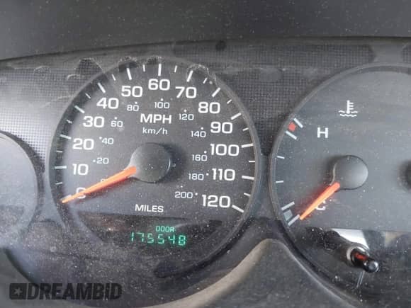 2004 Dodge Neon SE с VIN 1B3ES26C74D606389, выставлен на аукционе IAAI как лот 42201965 с пробегом 175 540 миль миль и . История ставок и продаж доступна на DreamBid. Изображение 7.