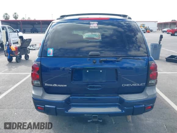 2002 Chevrolet TrailBlazer LS с VIN 1GNDS13S322526779, выставлен на аукционе IAAI как лот 43268757 с пробегом 178 594 миль миль и . История ставок и продаж доступна на DreamBid. Изображение 17.