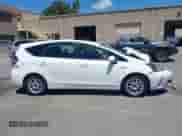 2016 Toyota Prius Two z VIN JTDZN3EU8GJ042149, wystawiony jako IAAI lot #42794436 z przebiegiem 342 452 mil mil oraz . Historia ofert i sprzedaży dostępna na DreamBid. Obrazek 14.