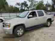 2007 Chevrolet Avalanche 2LT z VIN 3GNFK12367G123557, wystawiony jako Copart lot #81928845 z przebiegiem 225 552 mil mil oraz Czysty tytuł • Clean title. Historia ofert i sprzedaży dostępna na DreamBid. Obrazek 1.