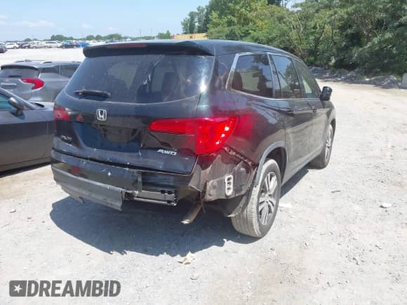 2017 Honda Pilot EX with VIN 5FNYF6H38HB005950, listed as a IAAI auction lot 42757387 with 133,333 mi miles and . Bid and sale history available at DreamBid. Image 4.