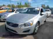 2012 Volvo S60 T5 с VIN YV1622FS4C2119410, выставлен на аукционе IAAI как лот 43118023 с пробегом 138 894 миль миль и . История ставок и продаж доступна на DreamBid. Изображение 17.