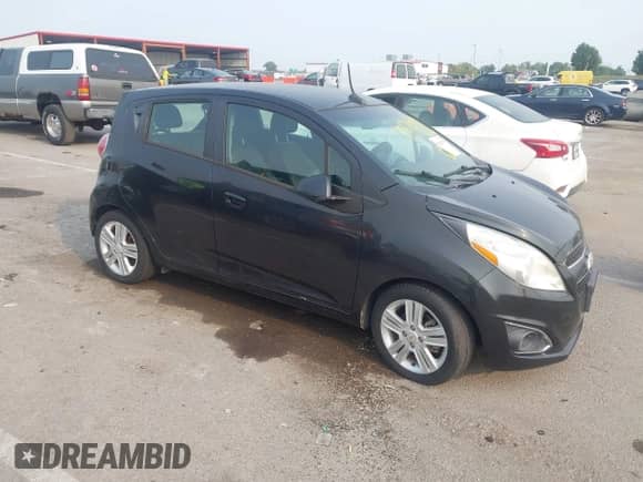 2014 Chevrolet Spark LS с VIN KL8CB6S93EC466302, выставлен на аукционе IAAI как лот 43164770 с пробегом 131 600 миль миль и . История ставок и продаж доступна на DreamBid. Изображение 1.