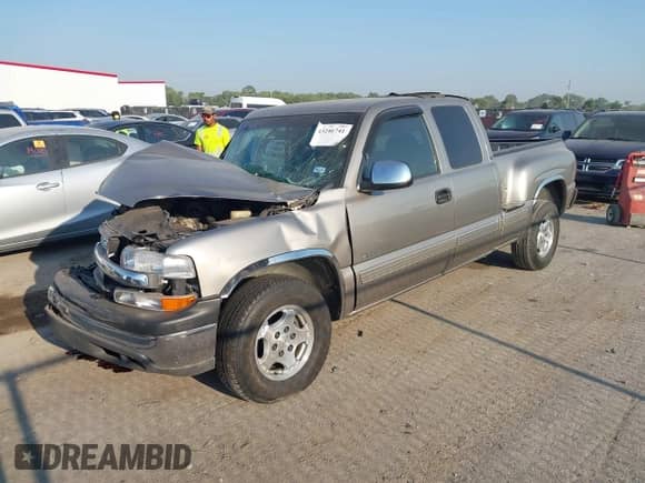 2001 Chevrolet Silverado 1500 LS с VIN 2GCEC19V711222395, выставлен на аукционе IAAI как лот 43544853 с пробегом 90 798 миль миль и . История ставок и продаж доступна на DreamBid. Изображение 2.
