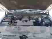 2018 Chevrolet Suburban LT z VIN 1GNSKHKC7JR223312, wystawiony jako IAAI lot #42824285 z przebiegiem 83 667 mil mil oraz . Historia ofert i sprzedaży dostępna na DreamBid. Obrazek 10.