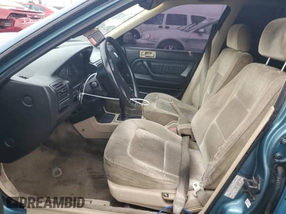 1990 Honda Accord с VIN JHMCB7662LC067616, выставлен на аукционе Copart как лот 44261175 с пробегом 263 094 миль миль и Списание • Salvage title. История ставок и продаж доступна на DreamBid. Изображение 7.