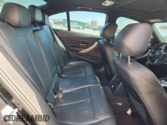 2014 BMW 3 Series 335i с VIN WBA3A9G51ENS65176, выставлен на аукционе Copart как лот 82589935 с пробегом Не указан миль и Чистый • Clean title. История ставок и продаж доступна на DreamBid. Изображение 10.