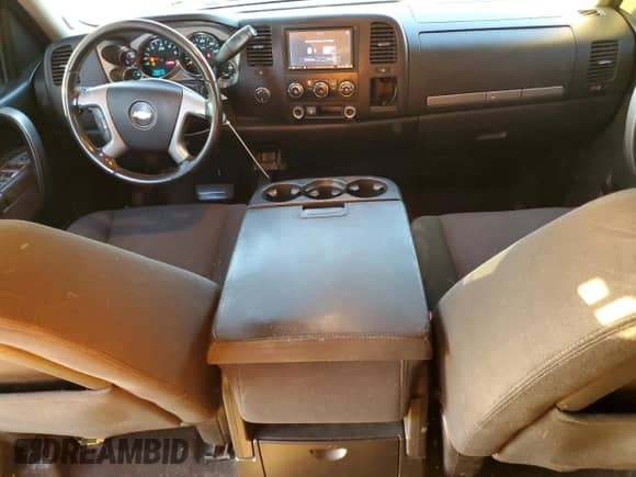 2013 Chevrolet Silverado 1500 LT with VIN 1GCRKSEA6DZ268292, listed as a Copart auction lot 44772415 with 141,580 mi miles and Salvage title. Bid and sale history available at DreamBid. Image 8.