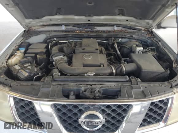 2005 Nissan Pathfinder LE с VIN 5N1AR18U15C700652, выставлен на аукционе Copart как лот 64732185 с пробегом Не указан миль и Чистый • Clean title. История ставок и продаж доступна на DreamBid. Изображение 11.