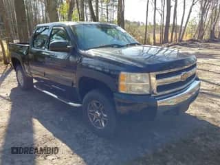 2011 Chevrolet Silverado 1500 LT z VIN 3GCPKSEA9BG131951, wystawiony jako IAAI lot #41510465 z przebiegiem 115 645 mil mil oraz . Historia ofert i sprzedaży dostępna na DreamBid. Obrazek 1.