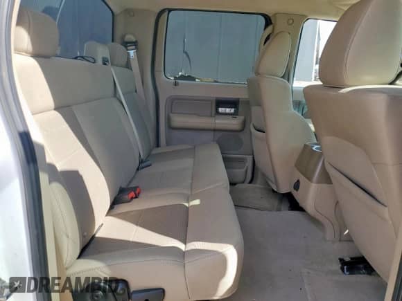 2008 Ford F-150 XL с VIN 1FTRW14W58FB28219, выставлен на аукционе Copart как лот 81858255 с пробегом 291 433 миль миль и Списание • Salvage title. История ставок и продаж доступна на DreamBid. Изображение 10.