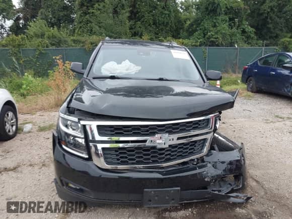 2017 Chevrolet Suburban LT z VIN 1GNSKHKC7HR183288, wystawiony jako IAAI lot #42998515 z przebiegiem 235 148 mil mil oraz . Historia ofert i sprzedaży dostępna na DreamBid. Obrazek 12.