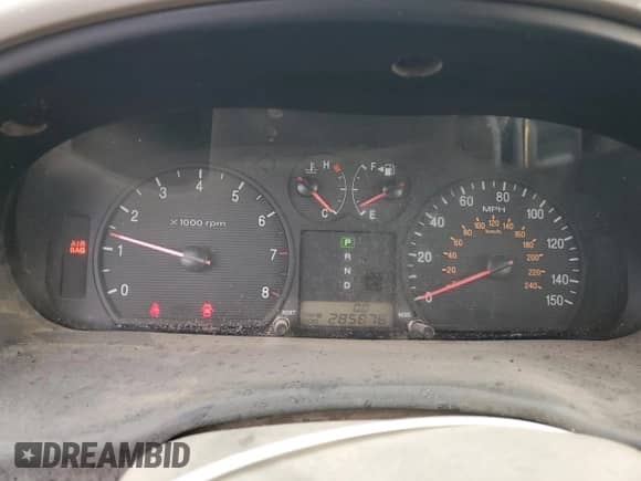 2004 Hyundai Sonata z VIN KMHWF25S44A077187, wystawiony jako Copart lot #47595755 z przebiegiem 285 876 mil mil oraz Nie do naprawy • Non repairable. Historia ofert i sprzedaży dostępna na DreamBid. Obrazek 9.