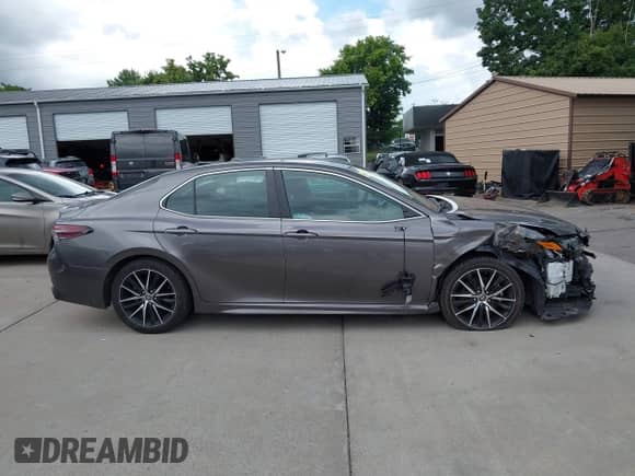 2023 Toyota Camry SE с VIN 4T1G11AKXPU151363, выставлен на аукционе IAAI как лот 42984105 с пробегом 67 559 миль миль и . История ставок и продаж доступна на DreamBid. Изображение 14.