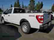 2021 Ford F-150 XL z VIN 1FTMF1EP3MKE42566, wystawiony jako Copart lot #47094005 z przebiegiem 20 142 mil mil oraz Czysty tytuł • Clean title. Historia ofert i sprzedaży dostępna na DreamBid. Obrazek 2.
