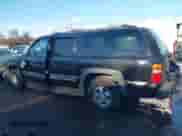 2002 Chevrolet Suburban Z71 z VIN 3GNFK16Z42G199561, wystawiony jako IAAI lot #41442707 z przebiegiem 229 823 mil mil oraz . Historia ofert i sprzedaży dostępna na DreamBid. Obrazek 15.