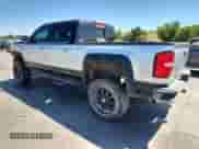 2015 GMC Sierra 1500 SLE z VIN 3GTU2UEC2FG232710, wystawiony jako Copart lot #68812915 z przebiegiem 119 685 mil mil oraz Szkoda całkowita • Salvage title. Historia ofert i sprzedaży dostępna na DreamBid. Obrazek 2.