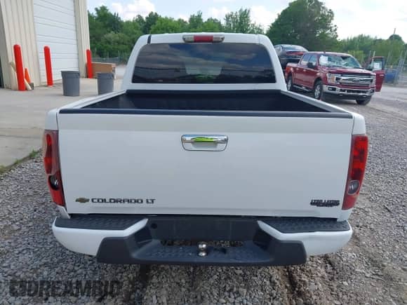 2010 Chevrolet Colorado 1LT z VIN 1GCDSCDE8A8136835, wystawiony jako IAAI lot #42139723 z przebiegiem 102 529 mil mil oraz . Historia ofert i sprzedaży dostępna na DreamBid. Obrazek 17.