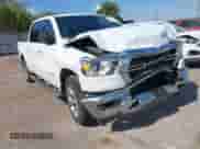 2021 Ram 1500 Big Horn с VIN 1C6RREFT5MN660711, выставлен на аукционе IAAI как лот 43358233 с пробегом 44 961 миль миль и . История ставок и продаж доступна на DreamBid. Изображение 1.