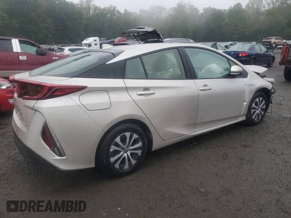2021 Toyota Prius LE with VIN JTDKAMFP4M3171971, listed as a Copart auction lot 81032285 with 47,413 mi miles and Salvage title. Bid and sale history available at DreamBid. Image 3.