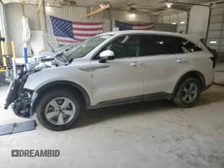 2025 Kia Sorento LX with VIN 5XYRG4JC6SG331469, listed as a Copart auction lot 61354805 with 24,895 mi miles and Salvage title. Bid and sale history available at DreamBid. Image 1.