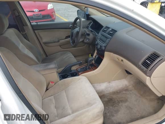 2007 Honda Accord EX с VIN 1HGCM567X7A161433, выставлен на аукционе IAAI как лот 43261499 с пробегом 248 067 миль миль и . История ставок и продаж доступна на DreamBid. Изображение 5.