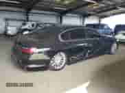 2022 BMW 7 Series 740i z VIN WBA7T2C03NCK24489, wystawiony jako Copart lot #61241055 z przebiegiem 34 678 mil mil oraz Szkoda całkowita • Salvage title. Historia ofert i sprzedaży dostępna na DreamBid. Obrazek 3.