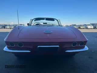 1962 Chevrolet Corvette с VIN 20867S102681, выставлен на аукционе Copart как лот 80136594 с пробегом 89 458 миль миль и Списание • Salvage title. История ставок и продаж доступна на DreamBid. Изображение 6.