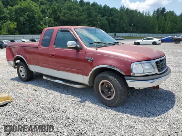 2000 Ford F-150 XL z VIN 1FTRX17W0YNB08457, wystawiony jako Copart lot #63685785 z przebiegiem Nie podano mil oraz Szkoda całkowita • Salvage title. Historia ofert i sprzedaży dostępna na DreamBid. Obrazek 4.