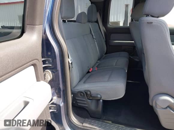 2013 Ford F-150 XL z VIN 1FTEX1EM7DFA32790, wystawiony jako IAAI lot #42286702 z przebiegiem 184 903 mil mil oraz . Historia ofert i sprzedaży dostępna na DreamBid. Obrazek 8.