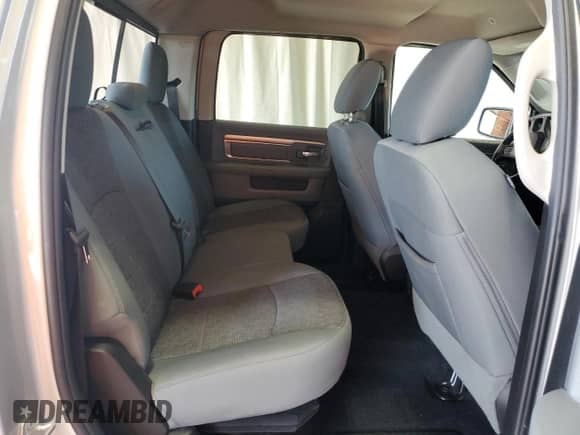 2018 Ram 1500 Big Horn z VIN 3C6RR7LT5JG138472, wystawiony jako Copart lot #71416835 z przebiegiem 60 677 mil mil oraz Szkoda całkowita • Salvage title. Historia ofert i sprzedaży dostępna na DreamBid. Obrazek 10.