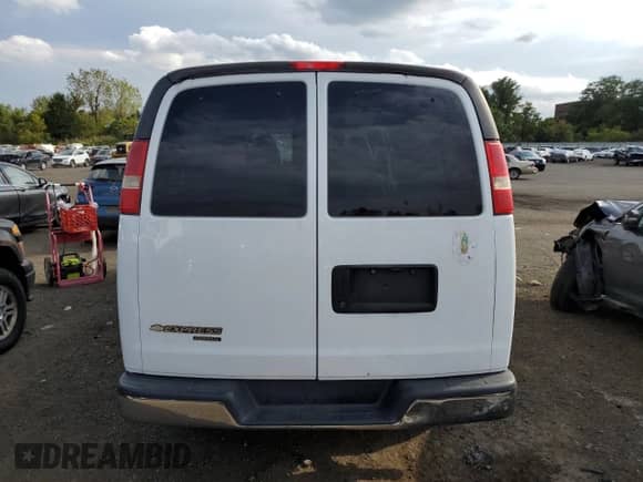 2014 Chevrolet Express Passenger LT с VIN 1GAZG1FG2E1114315, выставлен на аукционе Copart как лот 81058795 с пробегом 187 061 миль миль и Списание • Salvage title. История ставок и продаж доступна на DreamBid. Изображение 6.