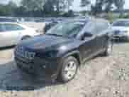 2022 Jeep Compass Latitude z VIN 3C4NJCBB2NT109508, wystawiony jako Copart lot #81315065 z przebiegiem 76 332 mil mil oraz Szkoda całkowita • Salvage title. Historia ofert i sprzedaży dostępna na DreamBid. Obrazek 1.