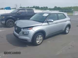 2023 Hyundai Venue SE z VIN KMHRB8A39PU219353, wystawiony jako IAAI lot #43222093 z przebiegiem 11 506 mil mil oraz . Historia ofert i sprzedaży dostępna na DreamBid. Obrazek 2.