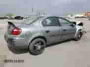 2005 Dodge Neon SE with VIN 1B3ES26C85D205158, listed as a Copart auction lot 76690924 with 145,899 mi miles and Clean title. Bid and sale history available at DreamBid. Image 3.