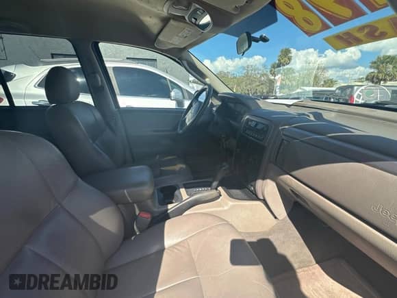 2004 Jeep Grand Cherokee Laredo с VIN 1J4GX48N24C436753, выставлен на аукционе Copart как лот 45039845 с пробегом 114 024 миль миль и Чистый • Clean title. История ставок и продаж доступна на DreamBid. Изображение 5.