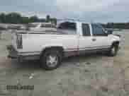 1994 GMC Sierra 1500 z VIN 2GTEC19K5R1587191, wystawiony jako Copart lot #70108465 z przebiegiem 215 236 mil mil oraz Szkoda całkowita • Salvage title. Historia ofert i sprzedaży dostępna na DreamBid. Obrazek 3.